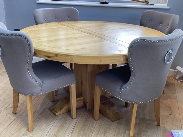 Preview of the first image of Solid Oak Dining Table and 4 Chairs.