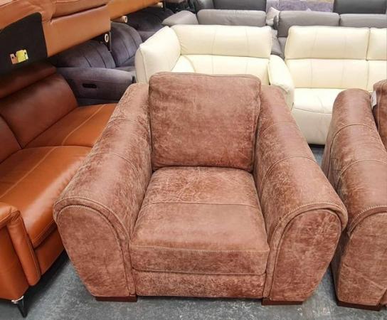 Image 11 of Galleria utah tan leather 2,5 seater sofa and 2 armchairs