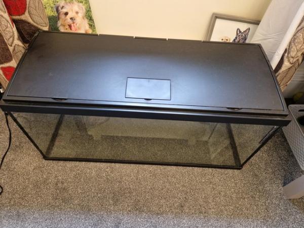 Image 1 of Large glass fishtank with lid.
