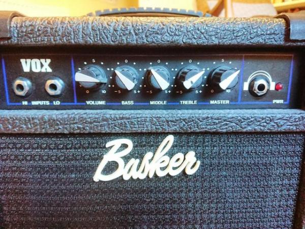 Image 2 of Vox Busker, great practice amplifier with vintage sound
