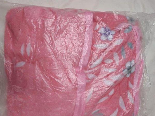 Image 7 of New Pink Floral Pattern Flannel Blanket Christmas 200x150cm