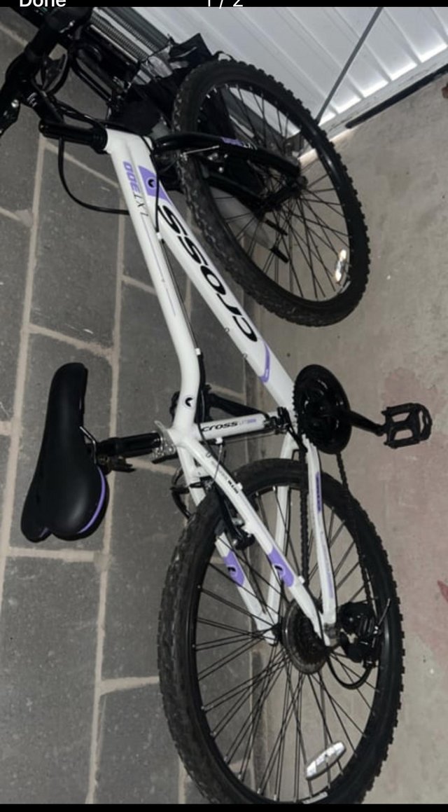 Preview of the first image of Junior bike for sale purple & white.