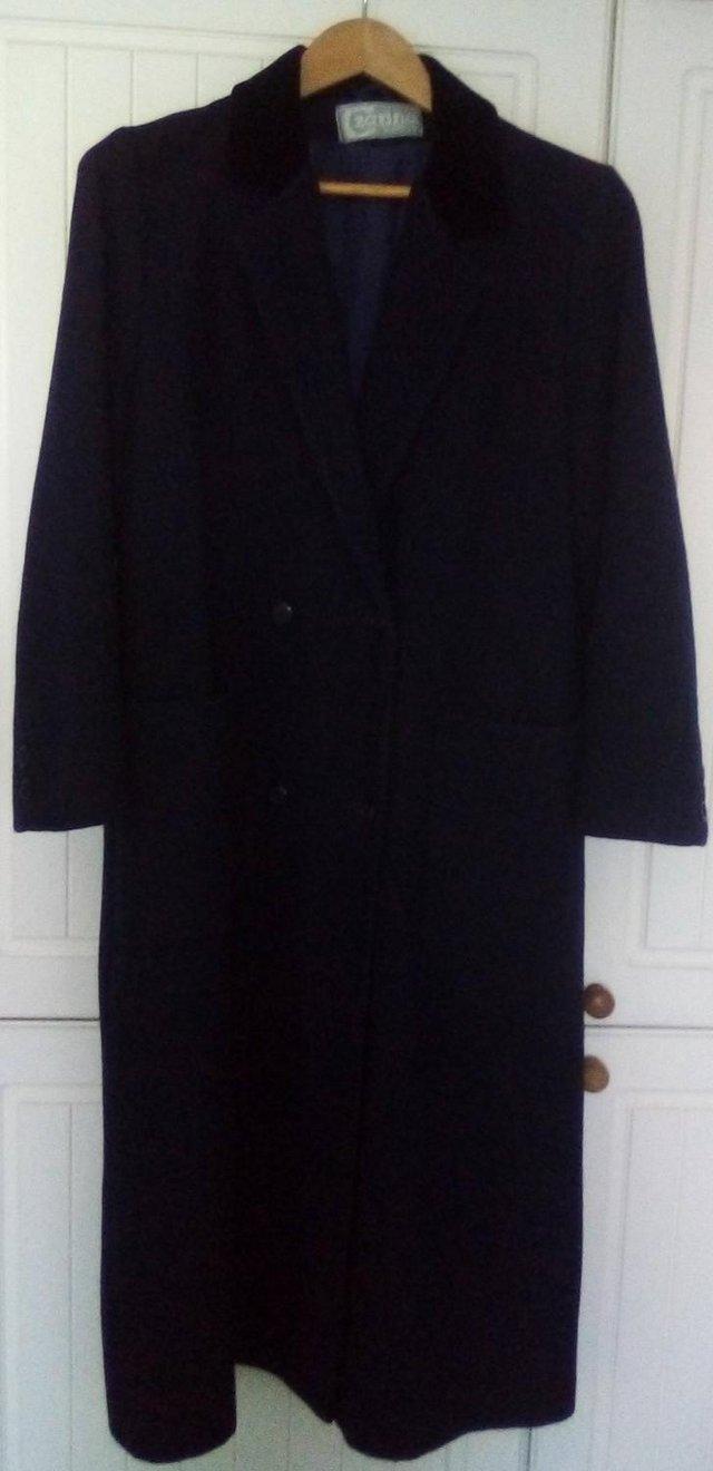 Preview of the first image of Women's blue Vintage Zarina coat Size 12 wool blend.