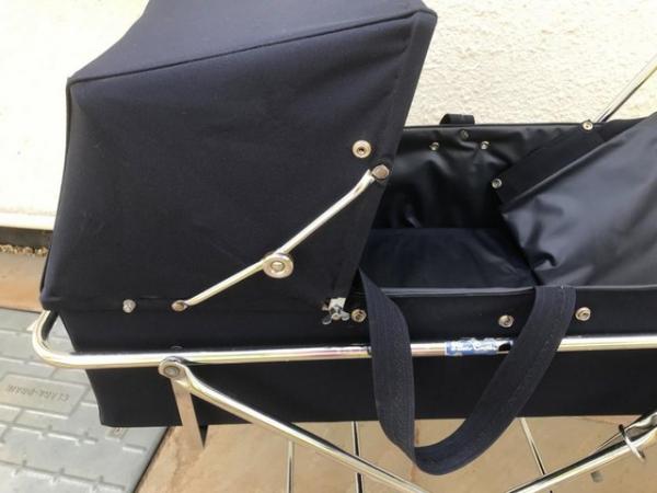 Image 6 of Vintage Silver Cross Carrycot and Transporter