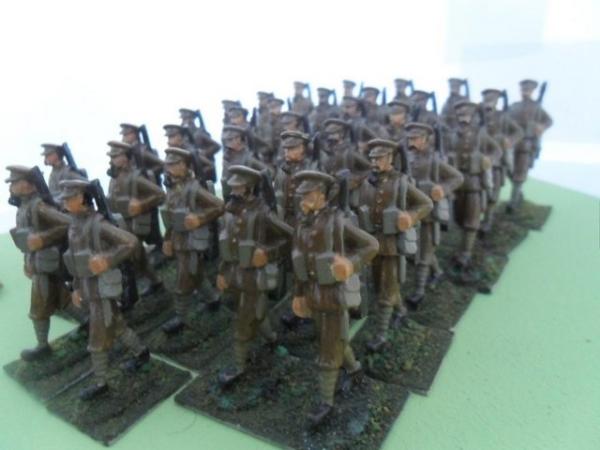 Image 10 of 156 figures First World War British soldiers 40mm Metal.