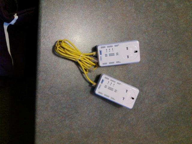 Preview of the first image of Solwise homeplug av 500 pass through ethernet adapter.