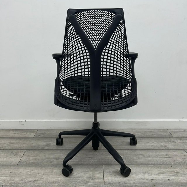 Preview of the first image of Herman Miller Sayl Black.