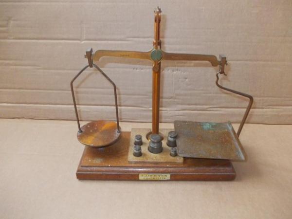 Image 2 of Retail Equipment - Scales / Note Reader etc.