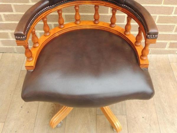 Image 10 of Gas Lift Captains Chair (UK Delivery)