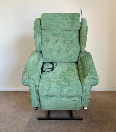 Image 12 of LUXURY ELECTRIC RISER RECLINER GREEN CHAIR ~ CAN DELIVER