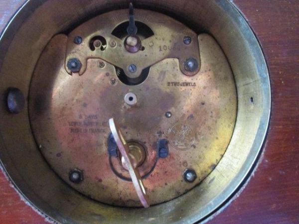 Image 3 of Antique French mantle clock in working order