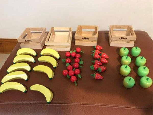 Image 3 of Le Toy Van wooden Market Stall, crates of fruit, scales, til