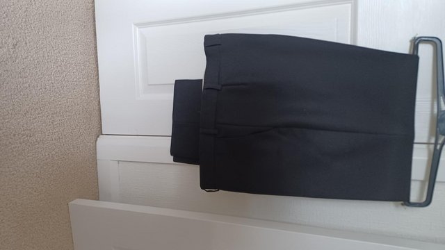 Image 3 of Mens Debenhams Trousers Black 38 inch waist 31.5 inch leg in