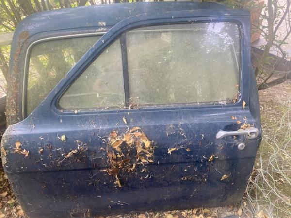 Image 3 of Old escort car doors good condition