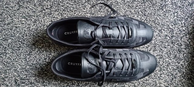 Image 3 of CRUYFF RECOPA LACE UP TRAINERS BLACK