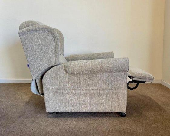 Image 12 of LUXURY ELECTRIC RISER RECLINER CHAIR RENT FROM £10 PW