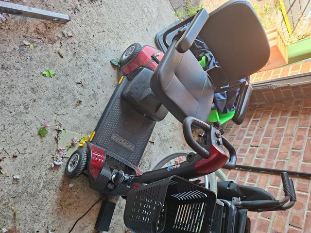 Electric scooter lightweight — photo 2 of 2