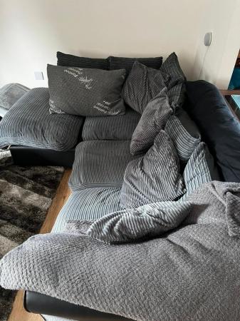 Image 3 of Corner sofa black/grey  in good condition