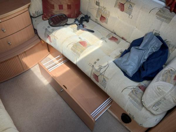 Image 37 of Touring caravan 4 - 6 berth full set up