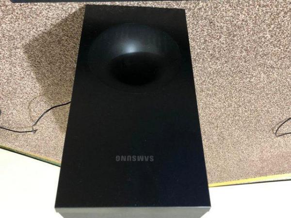 Image 2 of Samsung sound bar with remote &  subwoofer