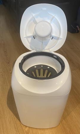 Image 2 of Nappy Bin by Tommee Tippee