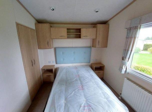 Image 5 of 2009 Pemberton Elite Holiday Caravan North Yorkshire