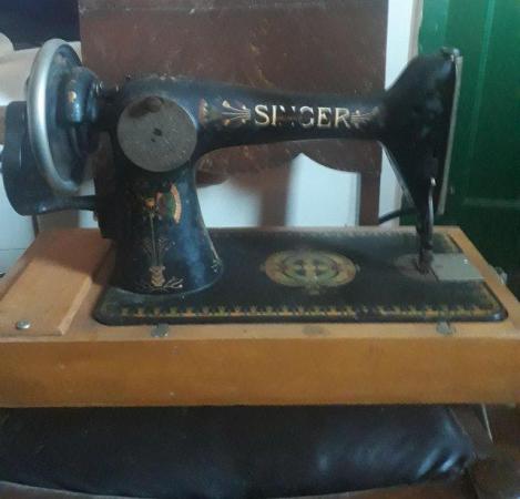 Image 1 of Sewing machine in good working order