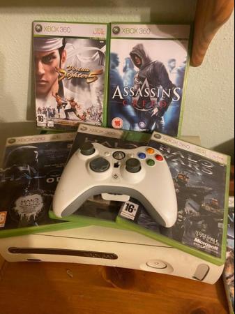 Image 3 of Xbox360, controller with 5 Games