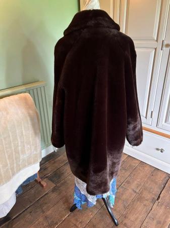 Image 3 of Faux Fur coat dark brown size 16
